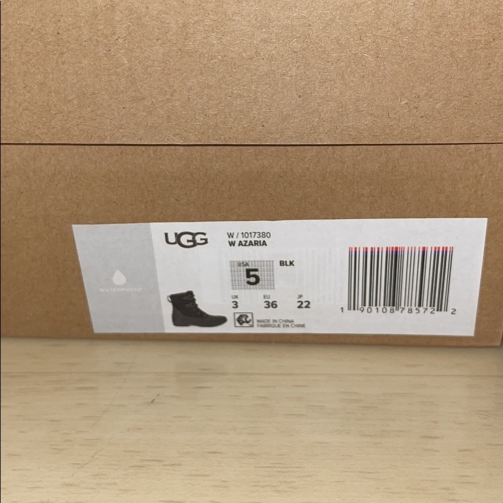Ugg Winter Boots - image 5